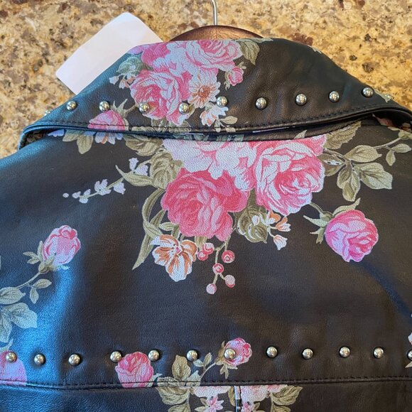 NWT Walter Baker Floral Black Leather Jacket Size M - Picture 7 of 7